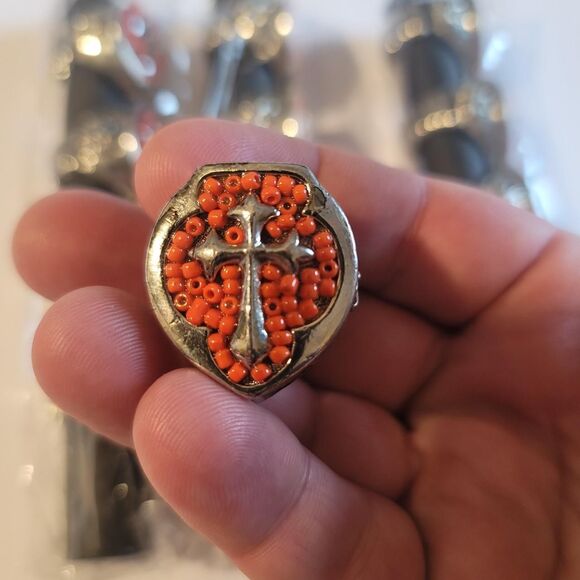 Lot of 12 Red Cross Shield & Bead Silver Adjustable Size Rings - Picture 2 of 5